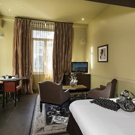 Garbo Hotel 4*
